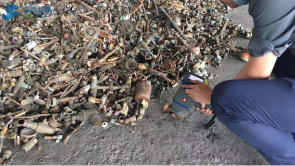 現場合金檢測（cè）選德國斯派克X熒光光譜儀（yí）SPECTRO xSORT